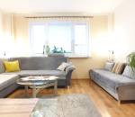 Slnečný 1-izbový byt v mestskej časti Sásová 